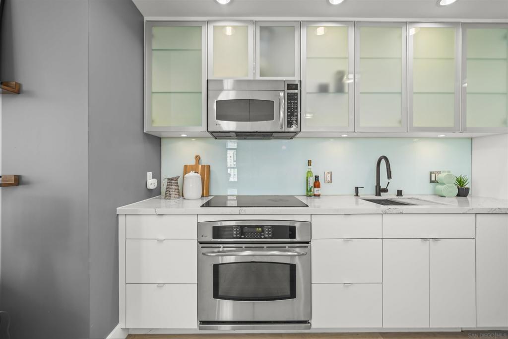 575 6th Ave - photo 13