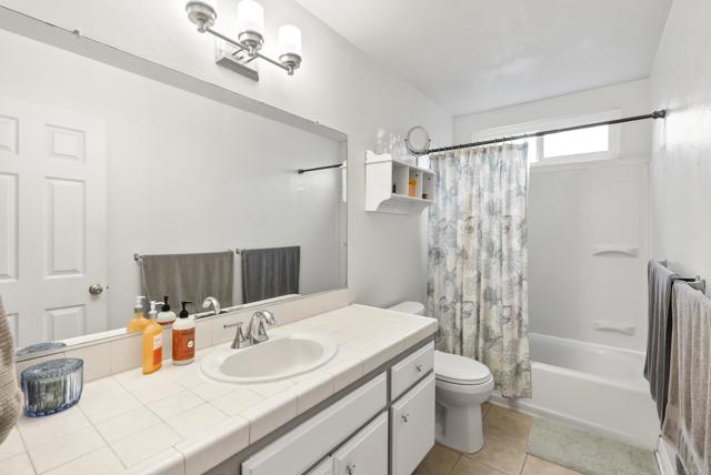 Detail Gallery Image 24 of 36 For 7756 Flanders Dr, San Diego,  CA 92126 - 3 Beds | 2 Baths