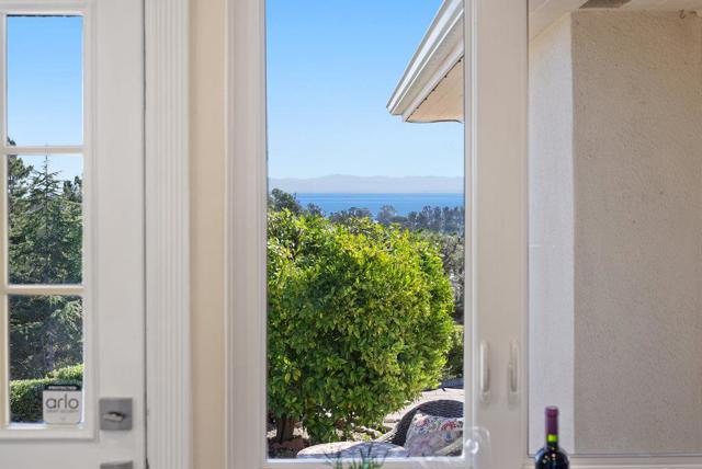 5365 Maretta Drive, Soquel CA: https://media.crmls.org/mediaz/12bb4c47-93e1-48f8-9b2a-989e8cce0b59.jpg