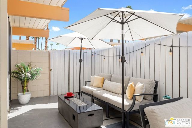1111 E Palm Canyon Drive #307, Palm Springs, CA 92264
