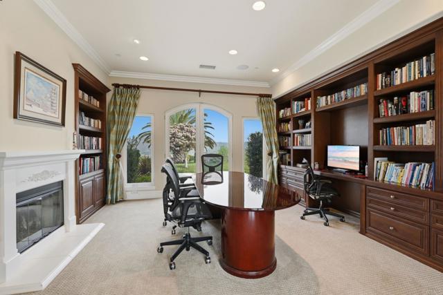 Detail Gallery Image 24 of 74 For 3611 Monserate Hill Ct, Fallbrook,  CA 92028 - 4 Beds | 4/1 Baths