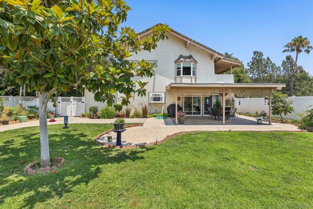 2807 Carlton Way, Fallbrook CA: https://media.crmls.org/mediaz/12be2c16-2eaa-462e-b09e-ee4b7366c1cd.jpg