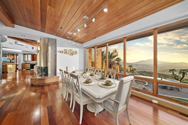 Image 3 of 75 For 14949 Presilla Dr