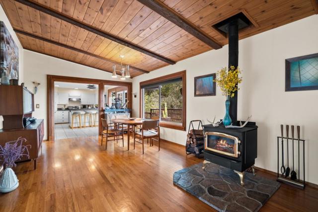 1130 Rebecca Drive, Boulder Creek CA: https://media.crmls.org/mediaz/12c07528-ee0d-4c32-82fd-fb09c62bca09.jpg