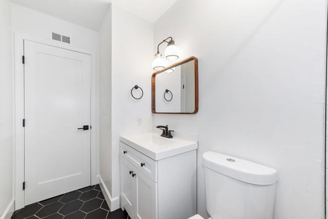 8324 Calle Calzada, San Diego CA: https://media.crmls.org/mediaz/12c086dc-44c0-41f1-bf3a-9a6b44893ce3.jpg