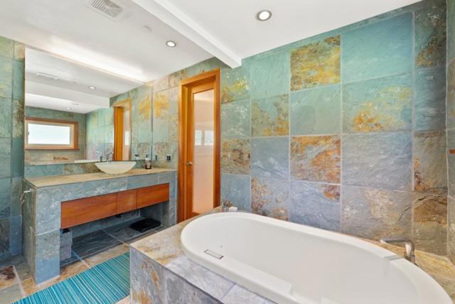 15220 Upper Ellen Road, Los Gatos CA: https://media.crmls.org/mediaz/12c22b50-fa2f-432d-b678-8a2e2dd5b32f.jpg