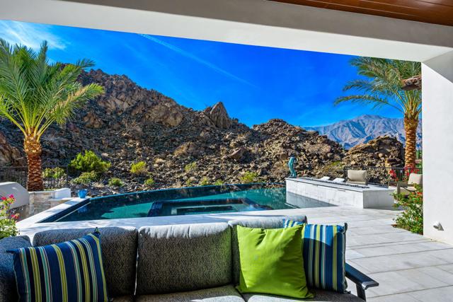 53985 Del Gato Drive, La Quinta CA: https://media.crmls.org/mediaz/12c43179-e62e-4dd7-9481-0f38a6cf1be0.jpg