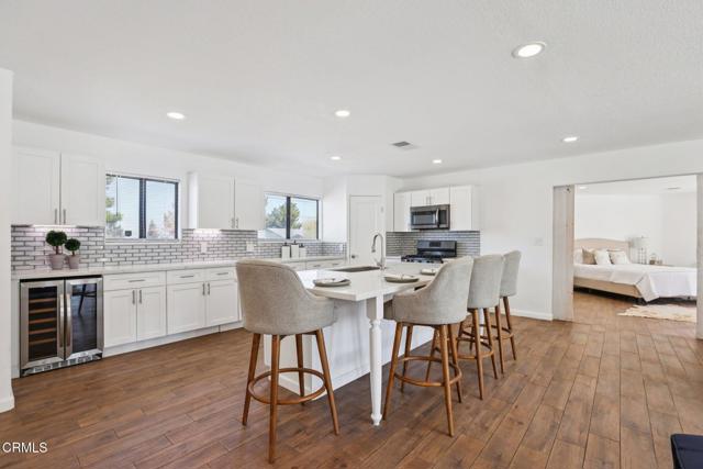 Detail Gallery Image 7 of 47 For 9242 E Avenue T 2, Littlerock,  CA 93543 - 4 Beds | 3 Baths