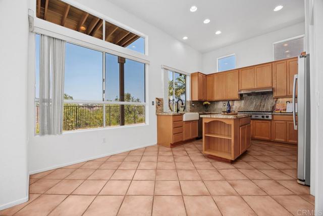 9378 Chabola Road, San Diego CA: https://media.crmls.org/mediaz/12c5cc1f-0964-490c-a383-470db11a5715.jpg