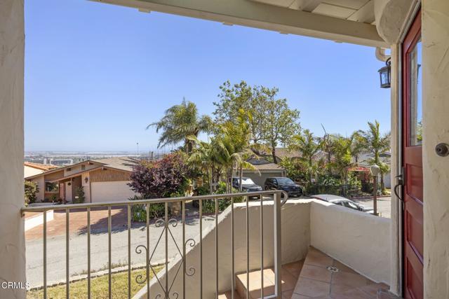 2371 Foster Avenue, Ventura CA: https://media.crmls.org/mediaz/12c602f3-2306-4e5c-b614-1886f9241fbd.jpg