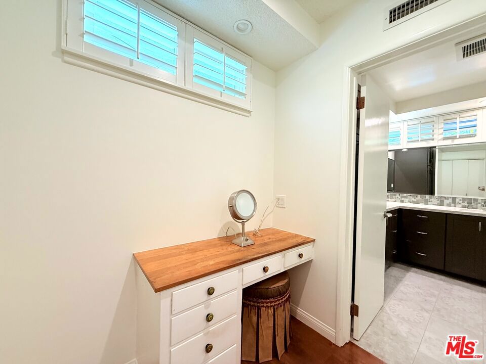MLS #26860533 image #21
