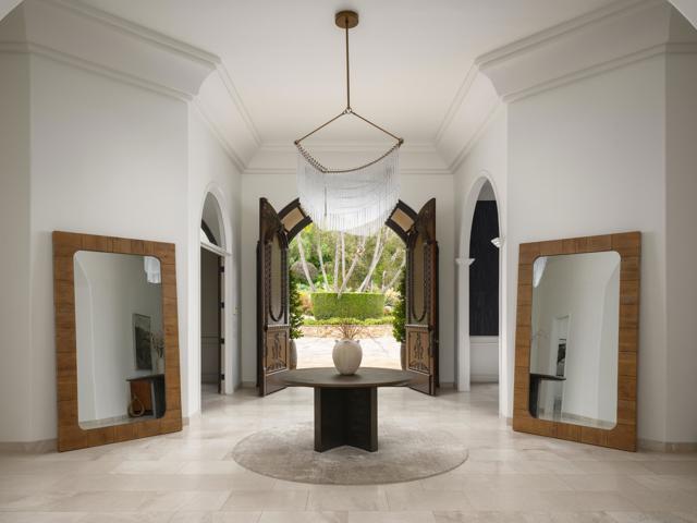 17550 Via De Fortuna, Rancho Santa Fe CA: https://media.crmls.org/mediaz/12c639ba-1bc6-4e22-8347-0212dab9f855.jpg