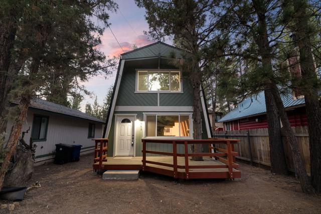 2063 10th Lane, Big Bear CA: https://media.crmls.org/mediaz/12c71260-6ef4-4f06-8be8-9af64996139a.jpg