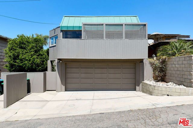 253 Fairview Street, Laguna Beach CA: https://media.crmls.org/mediaz/12c7a88c-3dcf-4e48-a0d7-4d0932655a2f.jpg