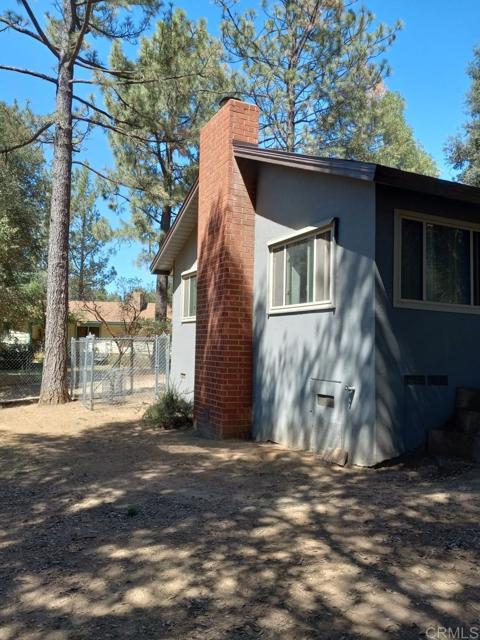 28755 Lone Pine, Pine Valley CA: https://media.crmls.org/mediaz/12c7acd6-f967-40d5-9efa-e727ffd03b10.jpg