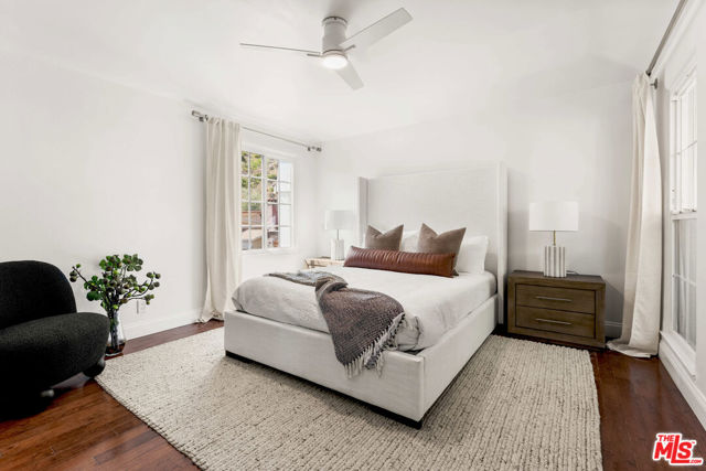 6475 San Marco Circle, Los Angeles CA: https://media.crmls.org/mediaz/12c93778-6eb1-44a0-8a80-04bc96629ab2.jpg