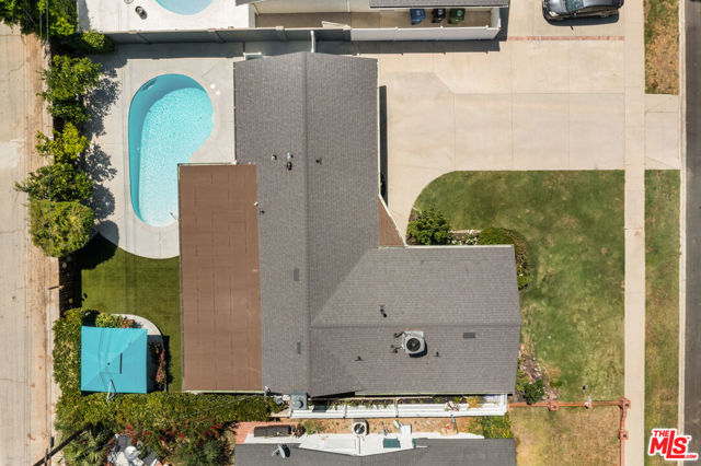 22928 Vose Street, West Hills CA: https://media.crmls.org/mediaz/12ca0ae7-a11a-4b28-8427-a427911c949d.jpg