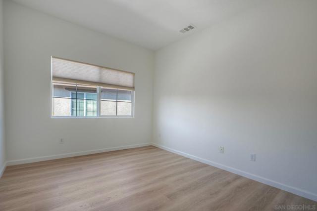 29711 Williams Valley Ct, Escondido CA: https://media.crmls.org/mediaz/12cc11da-7867-4d38-8312-dd4480b6d486.jpg