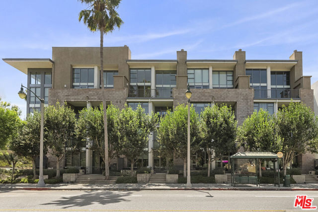 13045 Pacific #324, Los Angeles, CA 90094