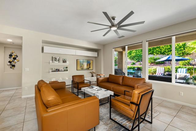 81172 Victoria Lane, La Quinta CA: https://media.crmls.org/mediaz/12cd1474-8370-48fc-8da1-800a9b74cadf.jpg