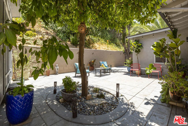 1226 Stone Street, Los Angeles CA: https://media.crmls.org/mediaz/12ce2415-ccd1-40bb-b875-3396b5348f68.jpg