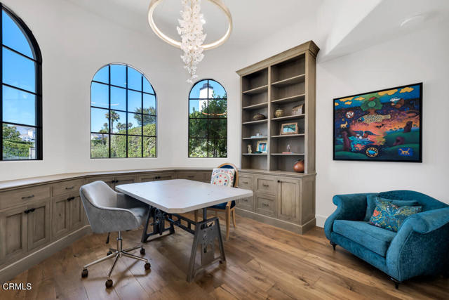 45 Valley Vista Drive, Camarillo CA: https://media.crmls.org/mediaz/12cf31bd-a0cd-4851-b519-1f1846b5cc48.jpg