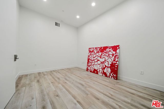 3223 W 6th Street, Los Angeles CA: https://media.crmls.org/mediaz/12cf35c6-6210-4fc6-81b0-4459eb88be03.jpg