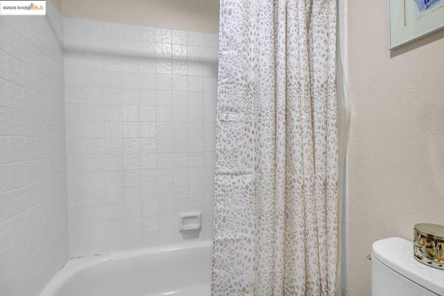 Image 31 of 42 For 545 Pierce St  3002