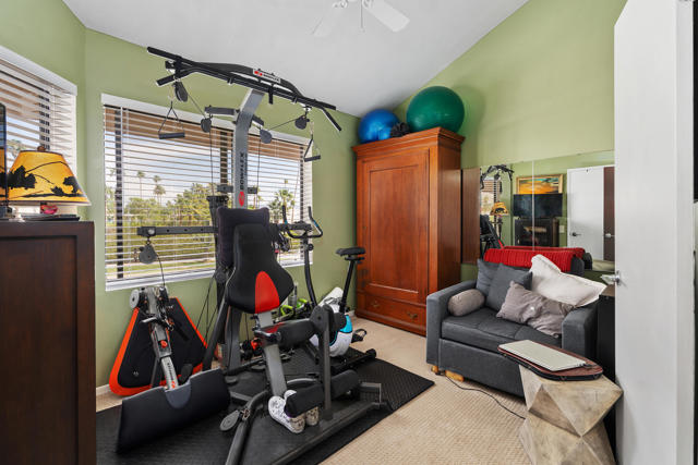401 E Vista Chino, Palm Springs CA: https://media.crmls.org/mediaz/12d1c114-30cc-4233-a3e3-6dd4616cd4ac.jpg
