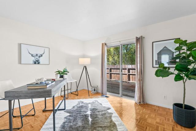 14 Laguna Robles, Carmel Valley CA: https://media.crmls.org/mediaz/12d20544-cf62-4343-a7b0-11659faa124d.jpg