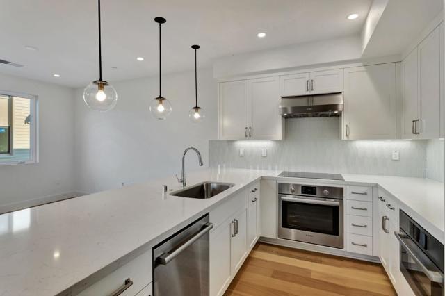 1101 Juana Court, Palo Alto CA: https://media.crmls.org/mediaz/12d2df9a-941f-4051-9368-55e0d3ece4ee.jpg