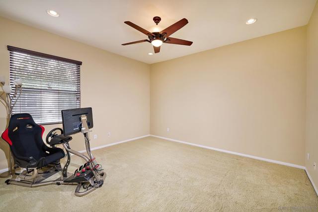 12647 Westly Ln, San Diego CA: https://media.crmls.org/mediaz/12d3bb78-13e4-4944-a365-a193d082a6a1.jpg