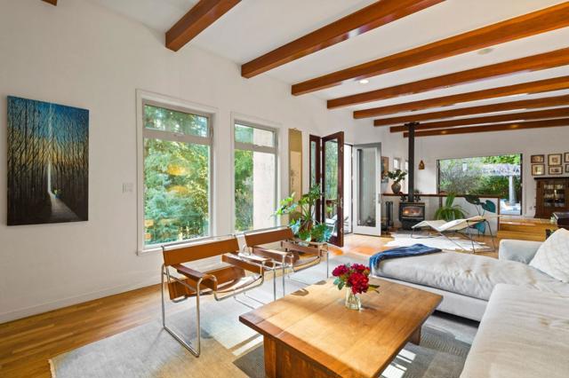 23185 Old Santa Cruz Highway, Los Gatos CA: https://media.crmls.org/mediaz/12d3e025-1236-4d2d-b63f-b8ccd2310e89.jpg