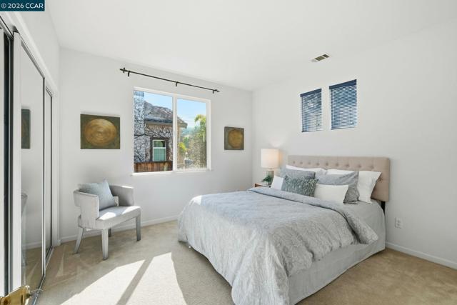 Image 36 of 59 For 868 Deer Spring Cir