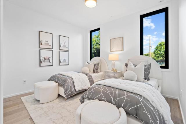 369 La Cuesta Drive, Portola Valley CA: https://media.crmls.org/mediaz/12d6627f-64bf-4e7b-9c96-d2ed420f625d.jpg