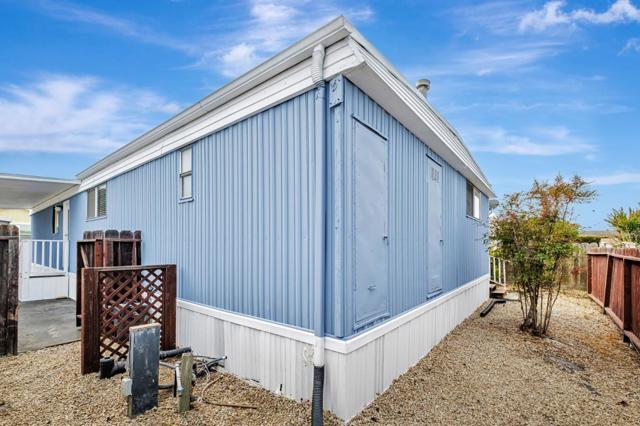 4425 Clares Street, Capitola CA: https://media.crmls.org/mediaz/12d6c4c3-0129-411a-af8c-9df37b1770ed.jpg