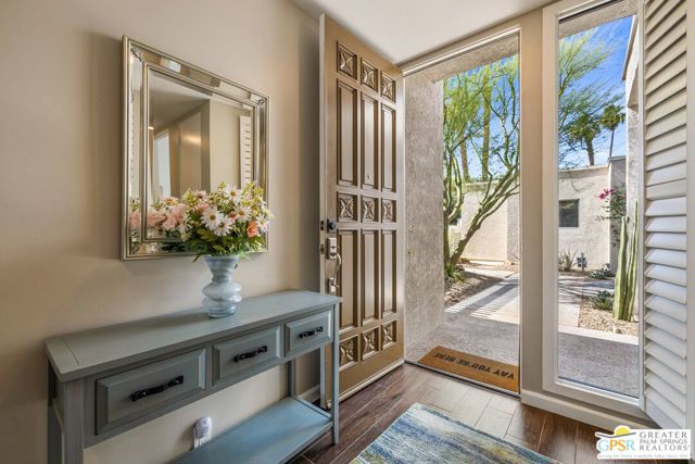 747 Inverness Drive, Rancho Mirage CA: https://media.crmls.org/mediaz/12d77820-2857-407a-87b0-ab7fadba1ae2.jpg