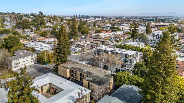1701 San Carlos Avenue, San Carlos CA: https://media.crmls.org/mediaz/12d797ce-e7d7-4d61-b6bf-196d8661f45e.jpg