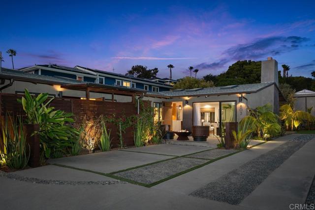 803 Saxony Road, Encinitas CA: https://media.crmls.org/mediaz/12d7ac0b-1ac3-4e2c-a48c-0d6a92f887a5.jpg