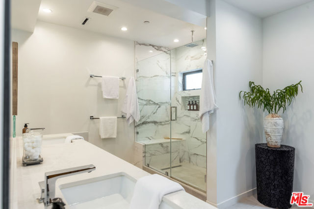 11337 Pearl Street, Los Angeles CA: https://media.crmls.org/mediaz/12d7cd66-da81-42fb-8fc7-22e0c50ab3aa.jpg