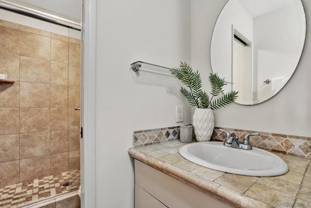 675 S Sierra Ave, Solana Beach CA: https://media.crmls.org/mediaz/12d8409a-24e8-4c73-b0cb-d6646f47e4b6.jpg
