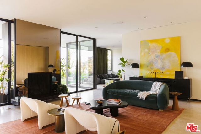 3306 Deronda Drive, Los Angeles CA: https://media.crmls.org/mediaz/12d85a15-9d6f-4bcd-b8a8-43888264f3d0.jpg