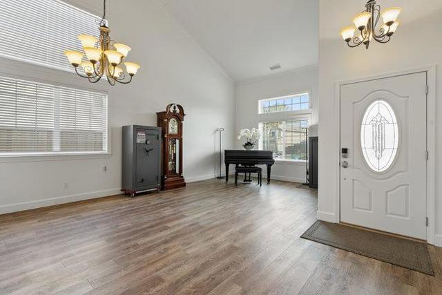 1650 Mimosa Street, Hollister CA: https://media.crmls.org/mediaz/12d8aa79-72bb-49c1-a8ef-2cd4fff311e1.jpg