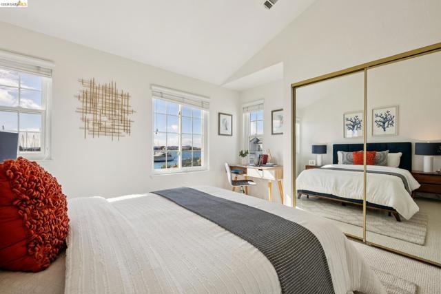 Image 42 of 55 For 306 Commodore Dr