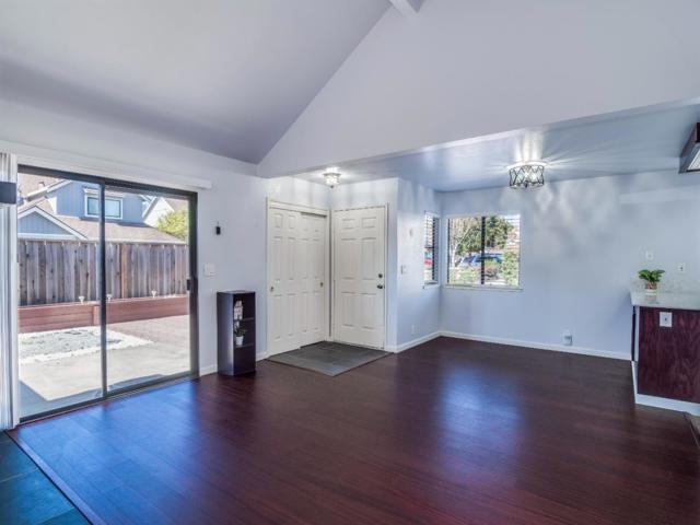 350 Creekview Drive, Morgan Hill CA: https://media.crmls.org/mediaz/12d96b1d-d91a-494d-b100-fa60c603d080.jpg