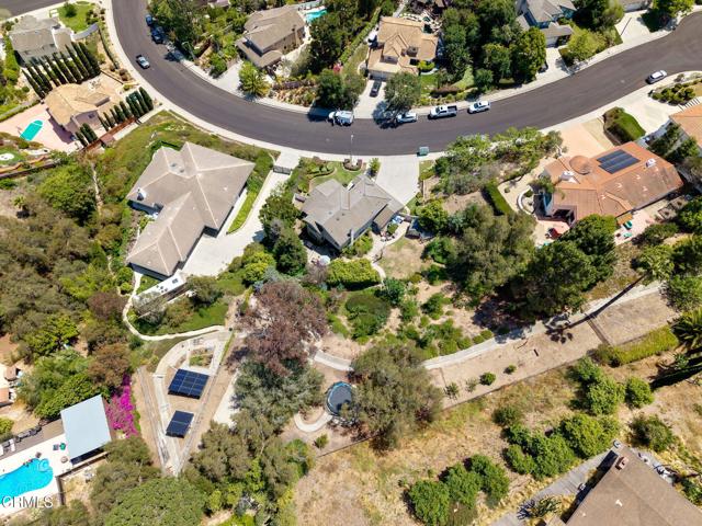 2048 Sierra Mesa Drive, Camarillo CA: https://media.crmls.org/mediaz/12d9add7-2aaf-4996-8c90-a59c432eab7e.jpg