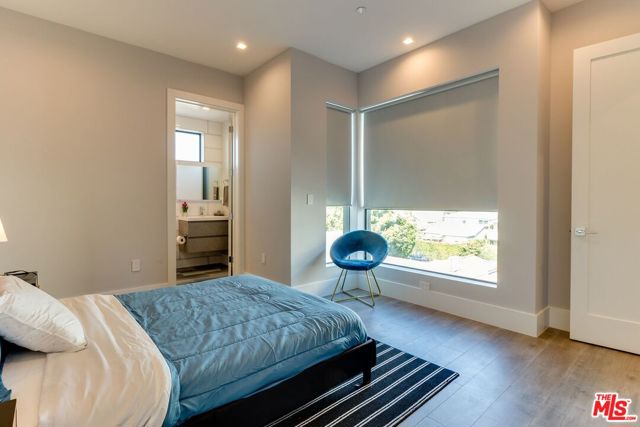 1938 Chariton Street, Los Angeles CA: https://media.crmls.org/mediaz/12d9cc3e-7e01-4c3c-8d55-42281a06899b.jpg