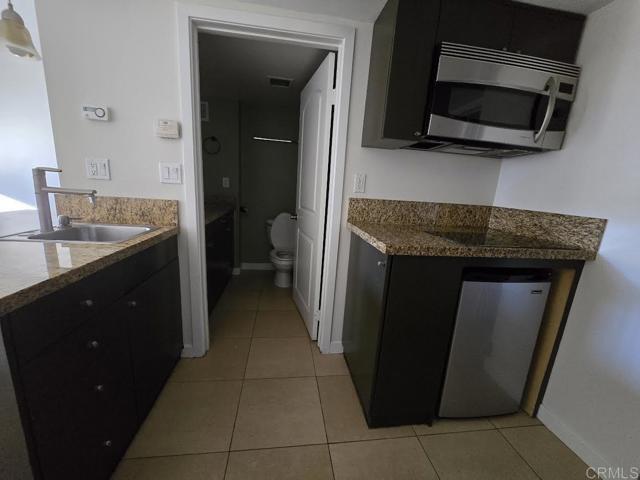 Detail Gallery Image 6 of 26 For 801 National City Bld #212,  National City,  CA 91950 - 1 Beds | 1 Baths