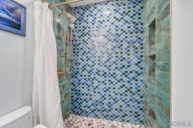 3541 Pomeroy St, San Diego CA: https://media.crmls.org/mediaz/12db69e1-331b-4b60-afb4-dc3a48a79251.jpg
