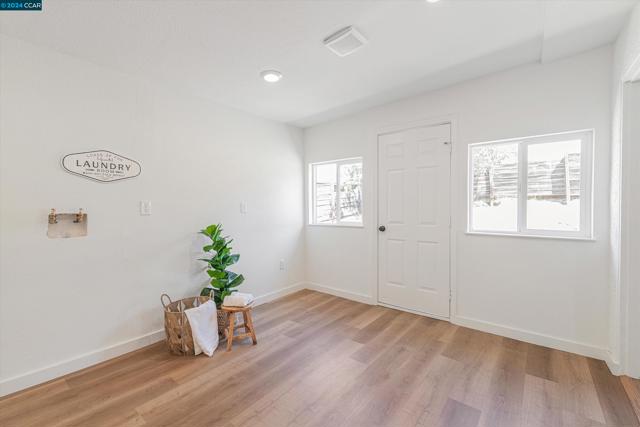 Image 33 of 36 For 2805 D Street